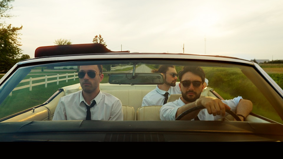 AUTUMN KINGS SIGN WITH HOPELESS RECORDS!