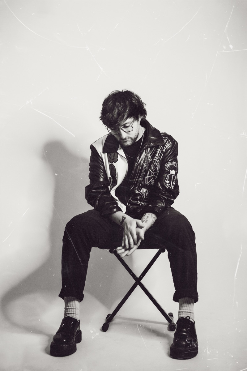 Reece Young Drops New EP “HERE” via UNFD, Shares “Suffering” Visualizer | Touring with Zero 9:36